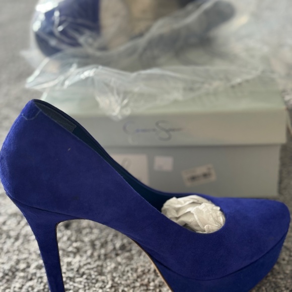 Elegant Blue Women's Heels - Picture 2 of 3